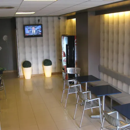 Santo Santiago * 圣地亚哥－德孔波斯特拉